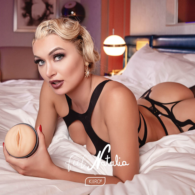 KIIROO - FEEL NATALIA STARR STARS COLLECTION STROKERS - Kanerotika SL